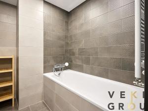 Pronájem bytu 2+kk, Praha - Vysočany, Střídavá, 55 m2