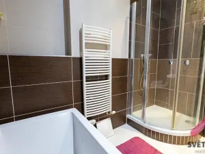 Pronájem bytu 2+kk, Praha - Holešovice, Jankovcova, 54 m2