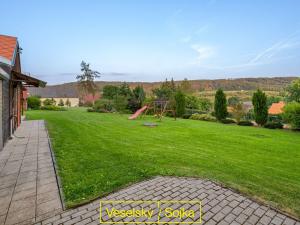Prodej pozemku, Pochvalov, 9521 m2