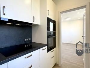 Pronájem bytu 2+kk, Liberec, Bezová, 39 m2