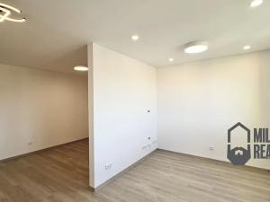 Pronájem bytu 2+kk, Liberec, Bezová, 39 m2