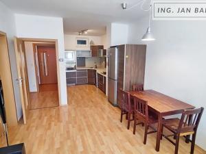 Pronájem bytu 2+kk, Jihlava, Poláčkova, 50 m2