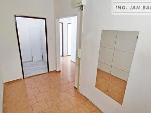 Pronájem bytu 2+1, Jihlava, Březinova, 58 m2
