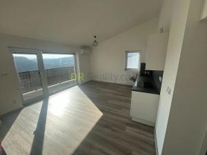 Pronájem bytu 2+kk, Rosice, Kaštanová, 63 m2