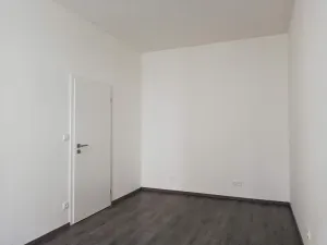 Pronájem bytu 2+kk, Praha - Holešovice, Na Maninách, 46 m2