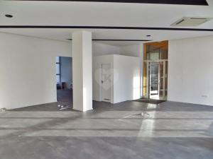 Pronájem obchodního prostoru, Praha - Libeň, Českomoravská, 130 m2