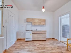 Pronájem bytu 2+1, Hranice, Pernštejnské náměstí, 66 m2