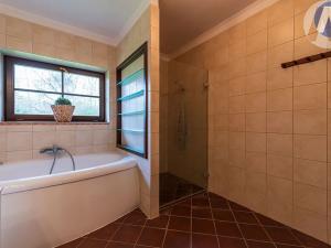 Prodej rodinného domu, Kájov, 221 m2