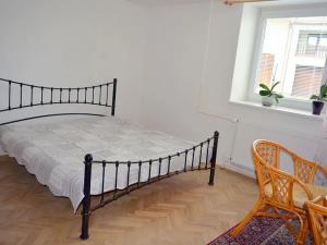 Pronájem bytu 1+1, Kurovice, 60 m2