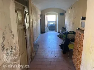 Dražba rodinného domu, Hrochův Týnec, Nábřeží, 234 m2