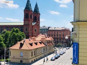 Pronájem kanceláře, Praha - Smíchov, Štefánikova, 129 m2