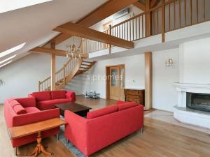 Pronájem bytu 4+1, Praha - Staré Město, Veleslavínova, 200 m2
