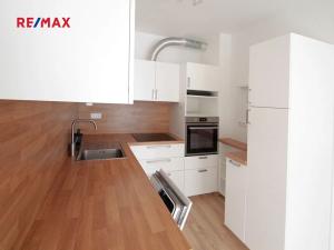 Pronájem bytu 2+kk, Cerhenice, Za Cukrovarem, 55 m2