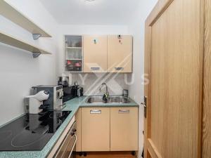 Prodej bytu 3+1, Praha - Holešovice, Bubenská, 84 m2