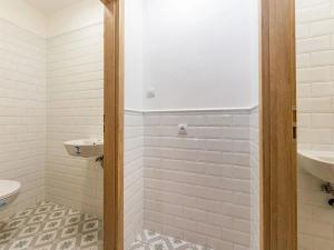 Prodej obchodního prostoru, Praha - Nové Město, Na bojišti, 139 m2