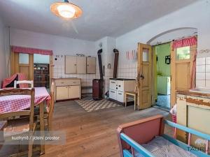 Prodej vícegeneračního domu, Chocenice, 280 m2