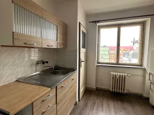 Prodej bytu 2+1, Karlovy Vary, Kvapilova, 60 m2