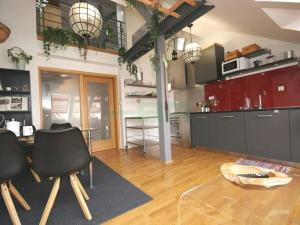 Pronájem bytu 3+kk, Praha - Vršovice, Slovinská, 65 m2