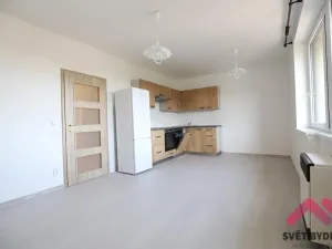 Pronájem bytu 1+kk, Praha - Hloubětín, Pokorného, 33 m2