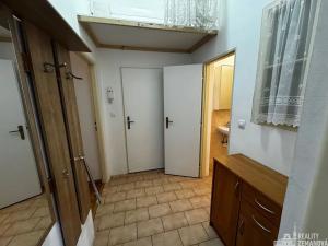 Pronájem bytu 2+1, Praha - Vršovice, Estonská, 63 m2