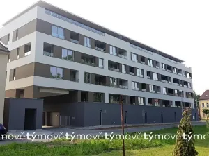 Pronájem bytu 2+kk, Pardubice, Husova, 51 m2