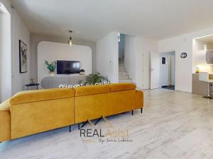 Prodej rodinného domu, Holasice, Čtvrtě, 139 m2
