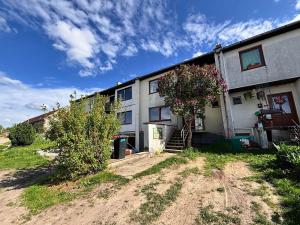 Pronájem bytu 2+1, Holubice, Na Vsi, 60 m2