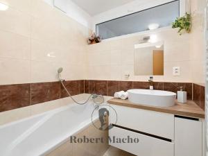 Prodej bytu 3+kk, Praha - Krč, V Štíhlách, 88 m2