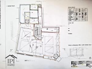 Pronájem kanceláře, Slaný, Husova, 428 m2