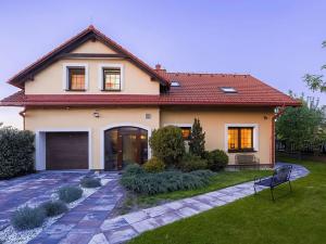 Prodej vily, Praha - Újezd nad Lesy, Dražická, 206 m2