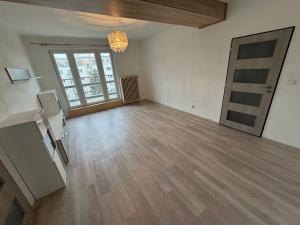 Pronájem bytu 2+kk, Praha - Vysočany, Pod strojírnami, 57 m2