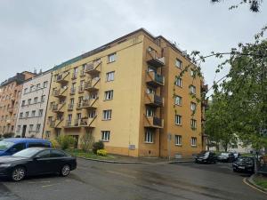 Pronájem bytu 2+kk, Praha - Vysočany, Pod strojírnami, 57 m2
