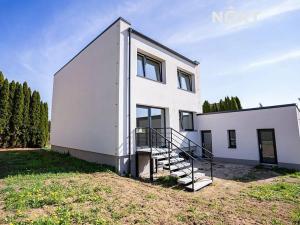 Prodej rodinného domu, Stěžery, Markova, 250 m2