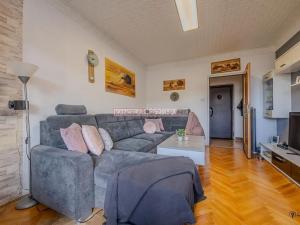 Prodej bytu 3+1, Vsetín, Ohrada, 74 m2