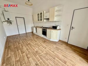 Pronájem bytu 2+kk, Plzeň, Dvořákova, 49 m2