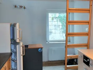 Pronájem bytu 1+kk, Praha - Smíchov, Plzeňská, 29 m2