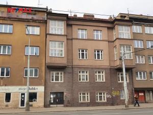 Pronájem bytu 1+kk, Praha - Smíchov, Plzeňská, 29 m2
