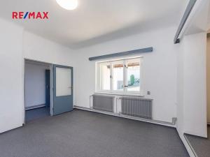 Pronájem bytu 4+1, Praha - Lipence, V roklích, 90 m2
