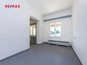 Pronájem bytu 4+1, Praha - Lipence, V roklích, 90 m2