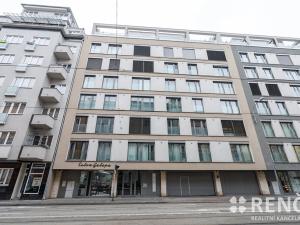 Pronájem garážového stání, Brno, Milady Horákové, 12 m2