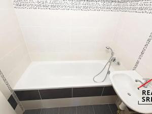 Pronájem bytu 1+1, Frýdek-Místek, Lískovecká, 35 m2
