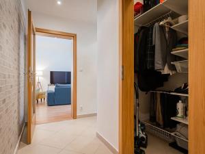 Pronájem bytu 2+kk, Praha - Horní Měcholupy, Mantovská, 66 m2