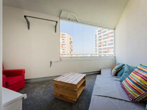 Pronájem bytu 2+kk, Praha - Horní Měcholupy, Mantovská, 66 m2