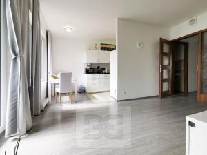 Pronájem bytu 2+kk, Praha - Stodůlky, Petržílkova, 58 m2