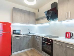 Pronájem bytu 2+kk, Praha - Karlín, Nekvasilova, 58 m2