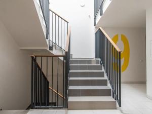 Pronájem bytu 2+kk, Praha - Karlín, Nekvasilova, 58 m2