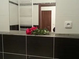 Pronájem bytu 2+kk, Praha - Střížkov, Makedonská, 56 m2