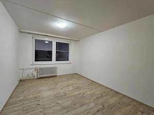 Pronájem bytu 3+kk, Praha - Modřany, Poljanovova, 78 m2