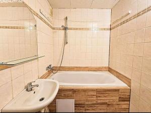 Pronájem bytu 3+kk, Praha - Modřany, Poljanovova, 78 m2
