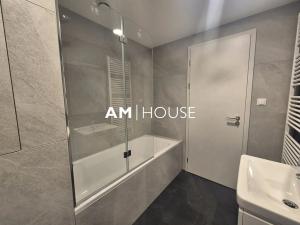 Pronájem bytu 2+kk, Praha - Hloubětín, Poděbradská, 60 m2